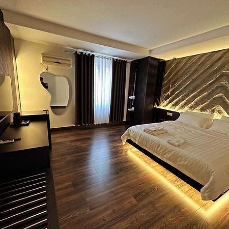 Tirana Central Rooms Eksteriør billede