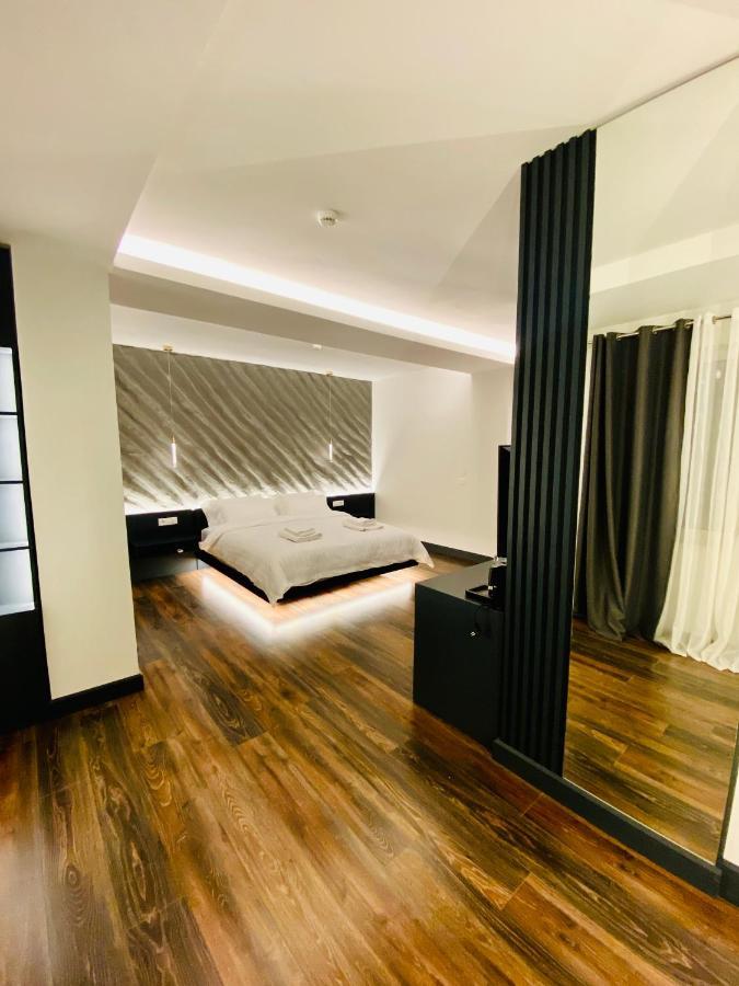 Tirana Central Rooms Eksteriør billede