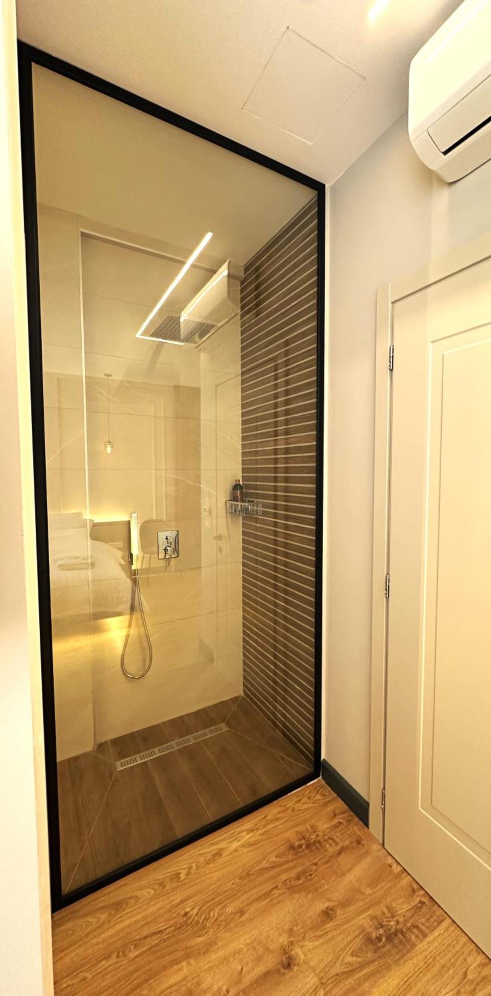 Tirana Central Rooms Eksteriør billede