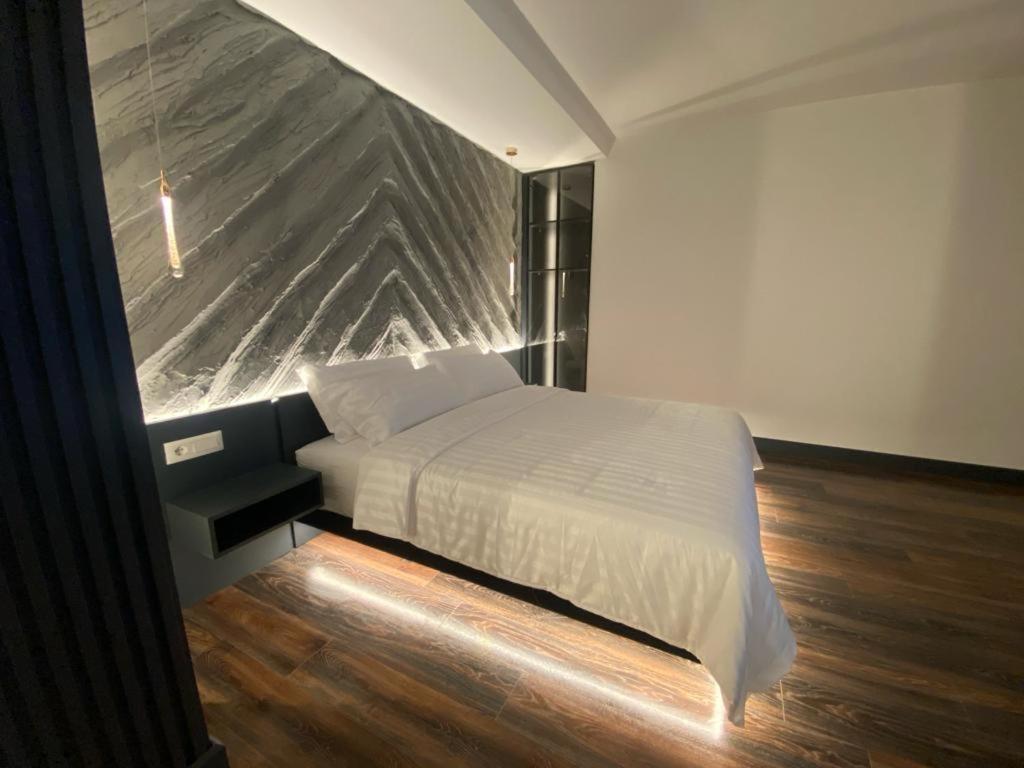Tirana Central Rooms Eksteriør billede