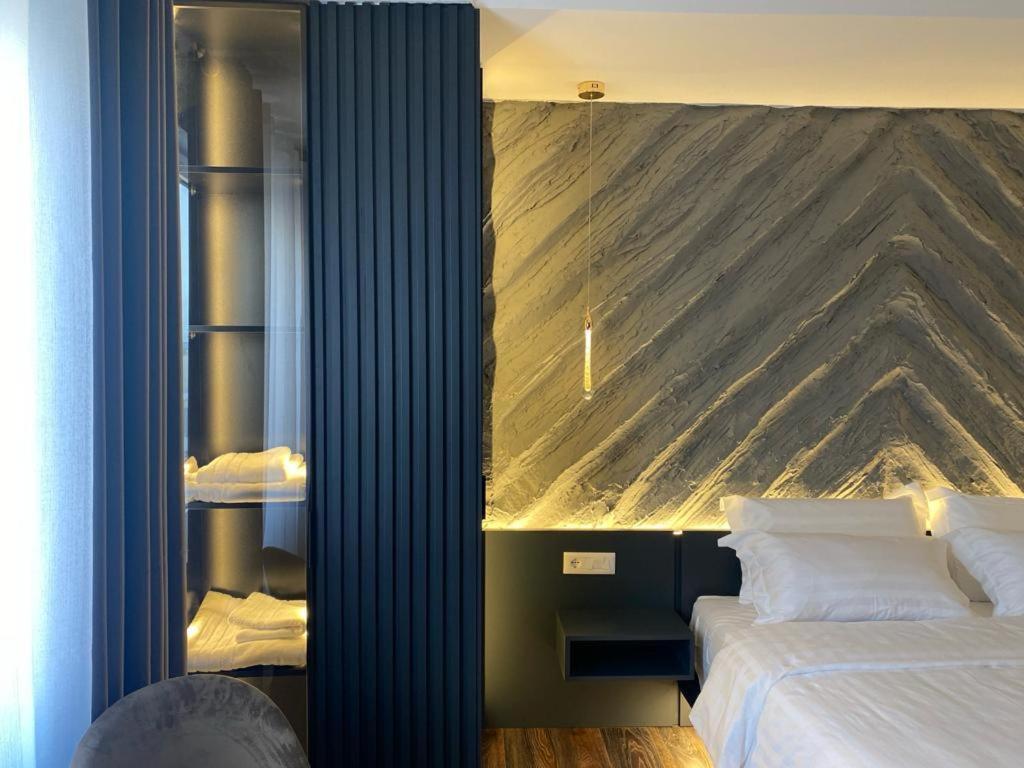 Tirana Central Rooms Eksteriør billede
